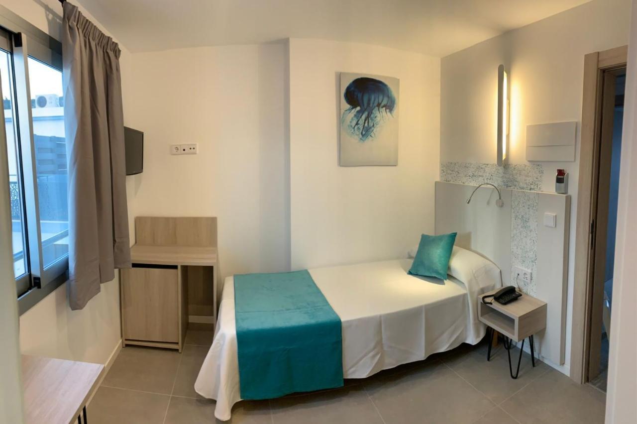 Hotel Brisa - Adults Only Sant Antoni de Portmany Zewnętrze zdjęcie
