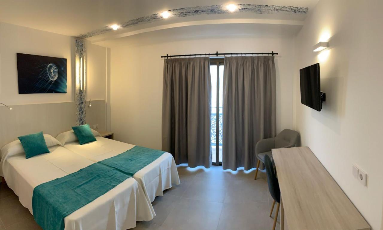Hotel Brisa - Adults Only Sant Antoni de Portmany Zewnętrze zdjęcie