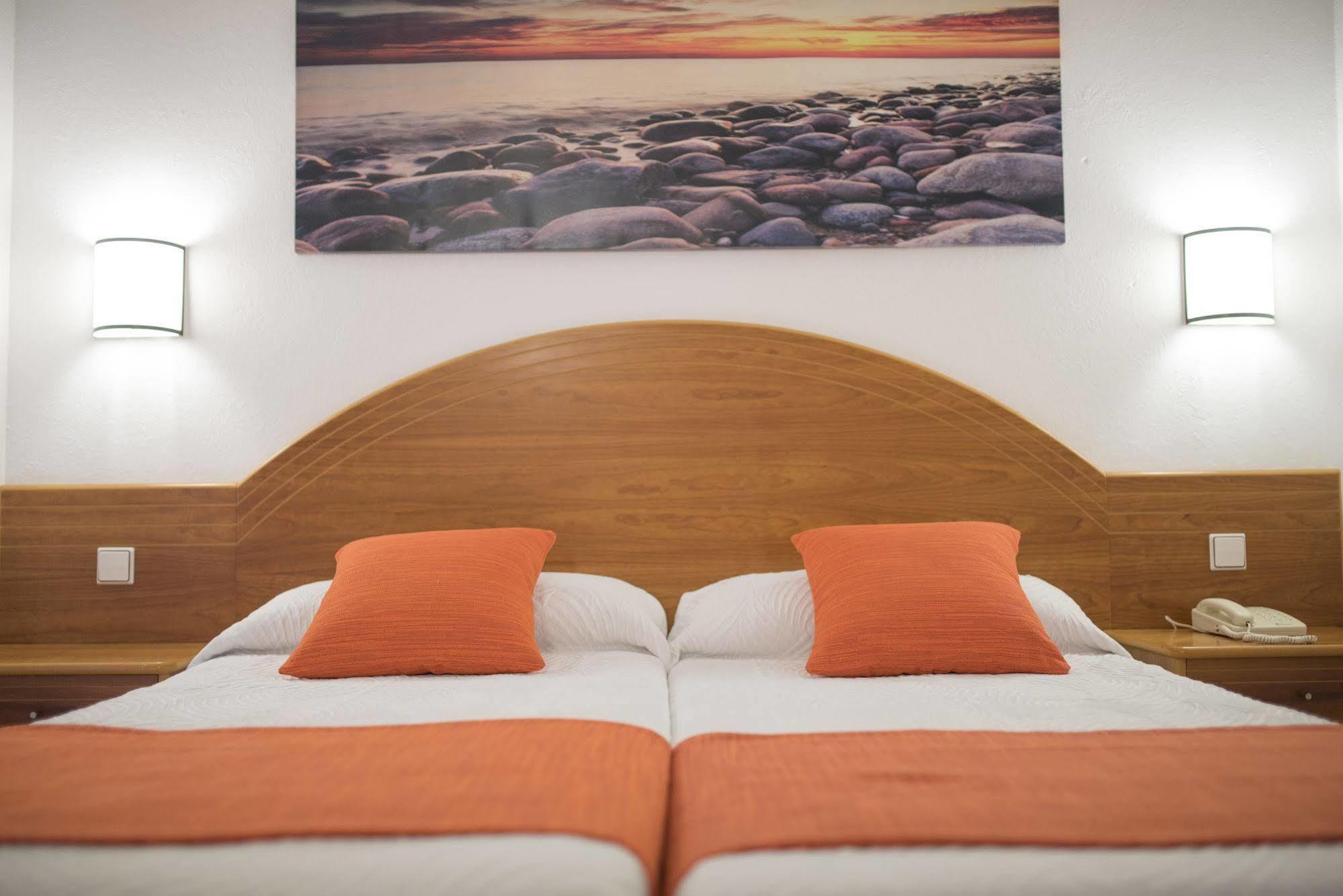 Hotel Brisa - Adults Only Sant Antoni de Portmany Zewnętrze zdjęcie